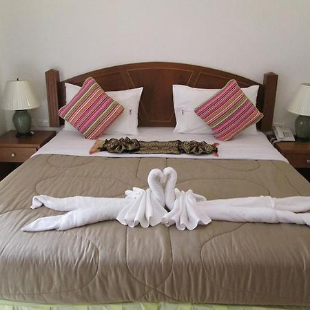 Mt Hotel Patong Phuket Dış mekan fotoğraf